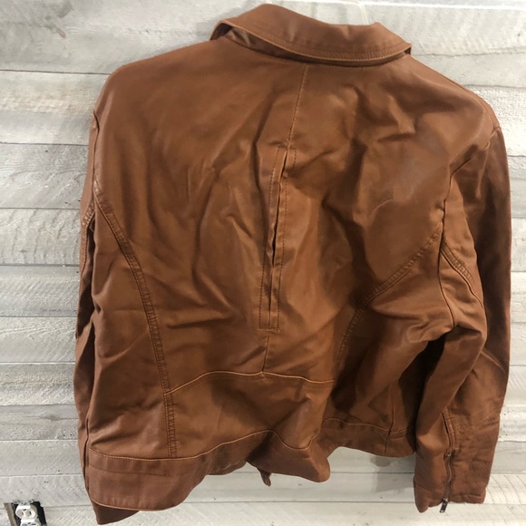 Universal Thread Faux Leather Jacket - Picture 8 of 8